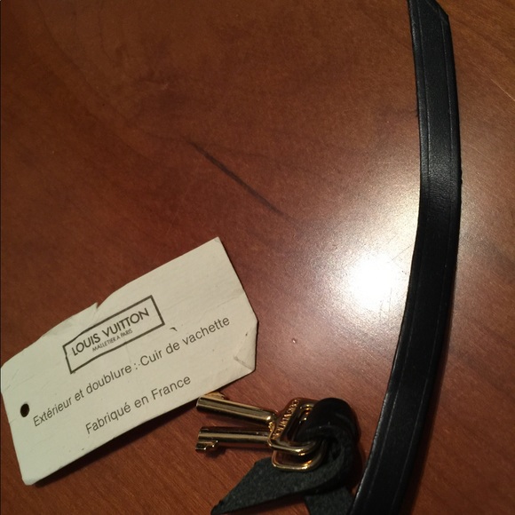 Luis Vuitton attaché - Picture 4 of 10